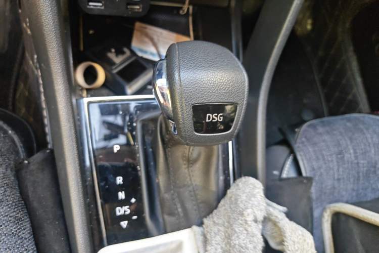 Used Skoda Karoq 2019 TSI280 SmartDrive Luxury Edition China V Standard Gear Lever