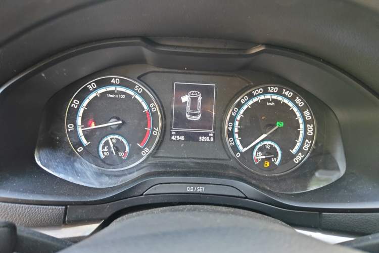Used Skoda Karoq 2019 TSI280 SmartDrive Luxury Edition China V Standard Instrument Cluster