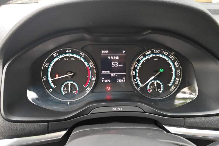 Used Skoda Karoq 2019 TSI280 SmartDrive Luxury Edition China VI standard Odometer Close Up