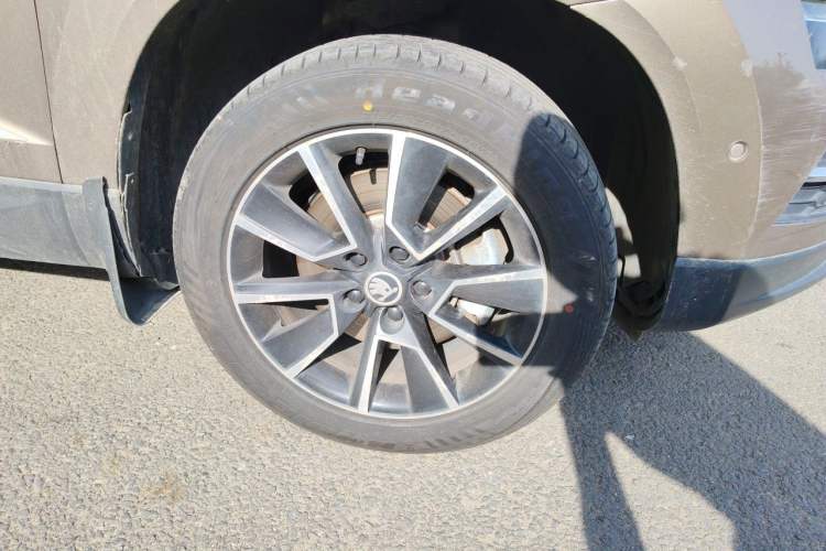 Used Skoda Karoq 2019 TSI280 Smart Drive Elite Edition China V Standard Right Front Wheel Hub