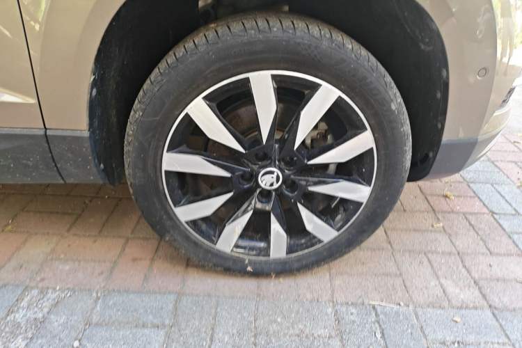 Used Skoda Karoq 2019 TSI280 SmartDrive Luxury Edition China V Standard Right Front Wheel Hub