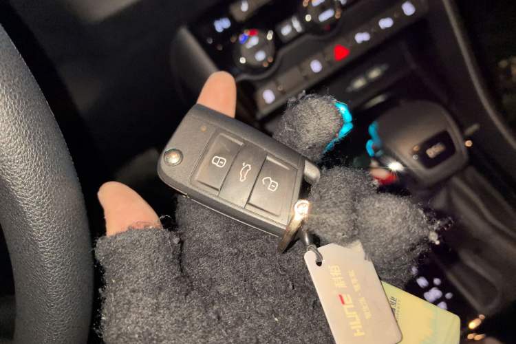 Used Skoda Karoq 2019 TSI280 SmartDrive Luxury Edition China V Standard Vehicle Key