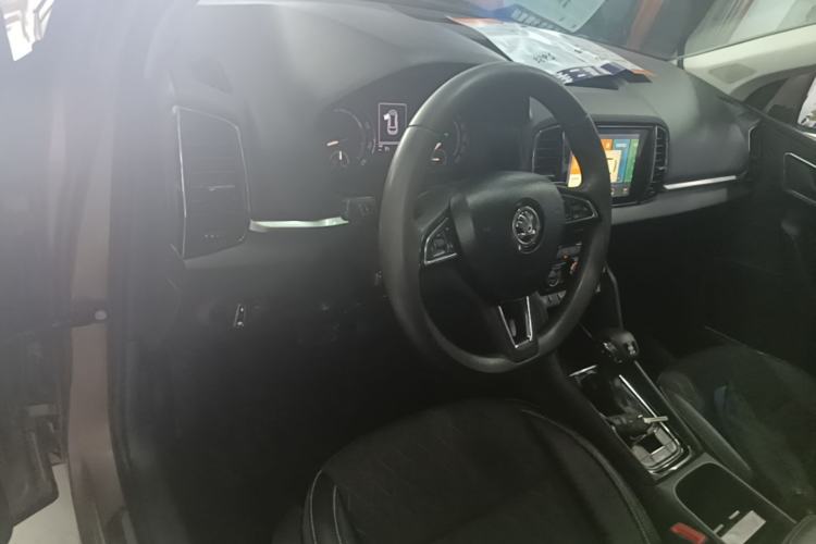Used Skoda Karoq 2019 TSI280 SmartDrive Luxury Edition China V Standard Center Console