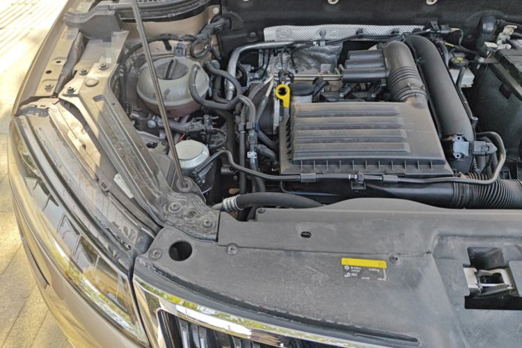 Used Skoda Karoq 2019 TSI280 SmartDrive Luxury Edition China VI standard Engine Bay Right