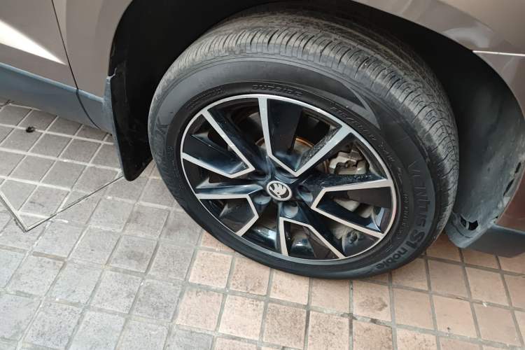 Used Skoda Karoq 2019 TSI280 Smart Drive Deluxe Edition China VI Standard Exterior 7