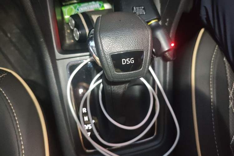 Used Skoda Karoq 2019 TSI280 Smart Drive Elite Edition China V Standard Gear Lever