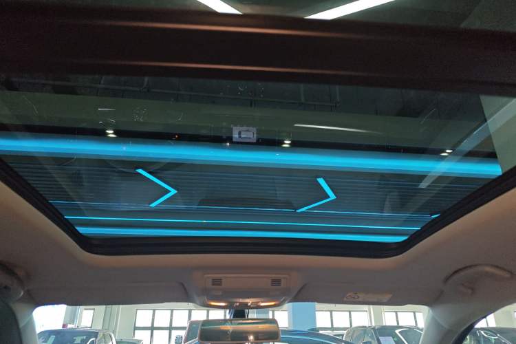 Used Skoda Karoq 2019 TSI280 SmartDrive Luxury Edition China V Standard Headliner