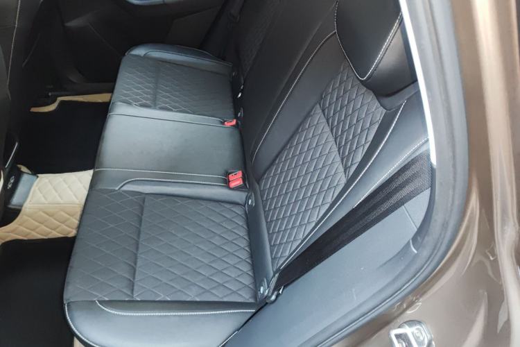 Used Skoda Karoq 2019 TSI280 Smart Drive Deluxe Edition China VI Standard Interior 4
