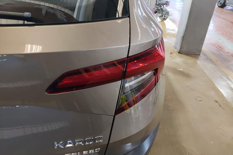 Used Skoda Karoq 2019 TSI280 SmartDrive Luxury Edition China V Standard Right Rear Taillight