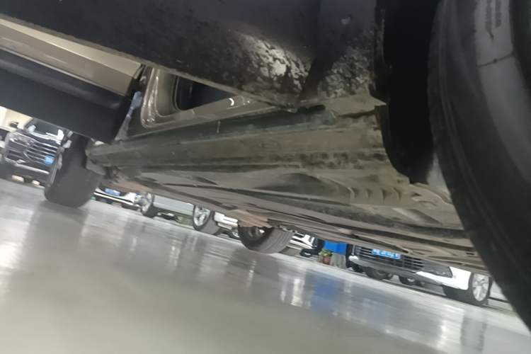 Used Skoda Karoq 2019 TSI280 SmartDrive Luxury Edition China V Standard Right Side Sill