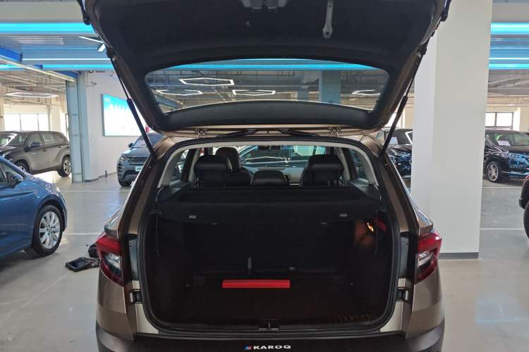 Used Skoda Karoq 2019 TSI280 SmartDrive Luxury Edition China V Standard Trunk