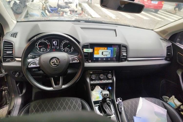Used Skoda Karoq 2019 TSI280 Smart Drive Flagship Edition China VI Center Console