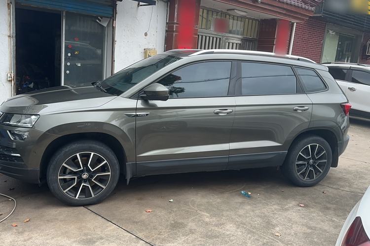 Used Skoda Karoq 2019 TSI280 Smart Drive Deluxe Edition China VI Standard Exterior 5