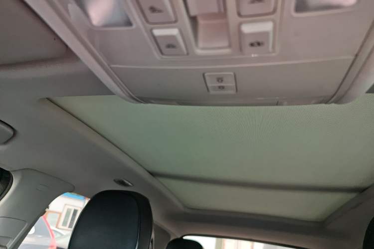 Used Skoda Karoq 2019 TSI280 Smart Drive Deluxe Edition China VI Standard Headliner