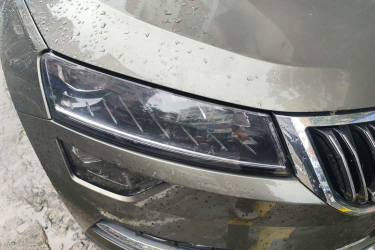 Used Skoda Karoq 2019 TSI280 Smart Drive Flagship Edition China VI Right Front Headlight