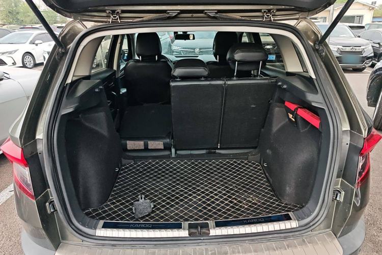 Used Skoda Karoq 2019 TSI280 Smart Drive Deluxe Edition China VI Standard Trunk