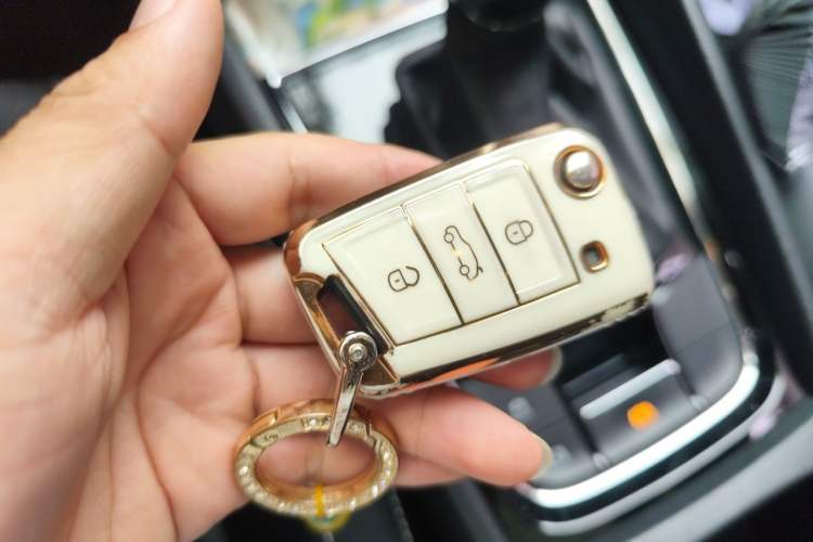 Used Skoda Karoq 2019 TSI280 Smart Drive Flagship Edition China VI Vehicle Key