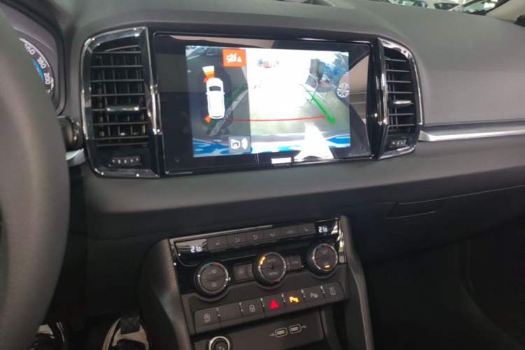 Used Skoda Karoq 2019 TSI280 SmartDrive Luxury Edition China V Standard Audio And AC Panel