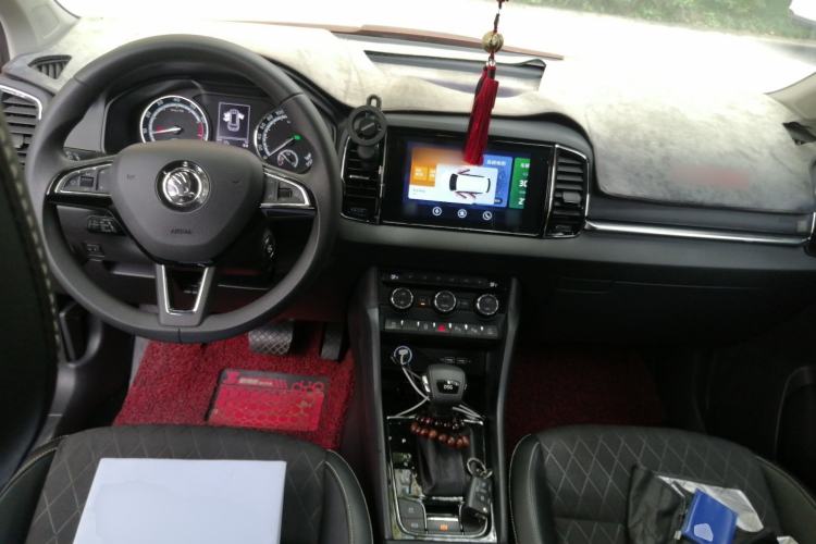 Used Skoda Karoq 2019 TSI280 SmartDrive Luxury Edition China VI standard Center Console