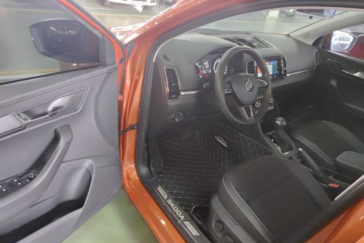 Used Skoda Karoq 2019 TSI280 Smart Drive Elite Edition China V Standard Driver Seat