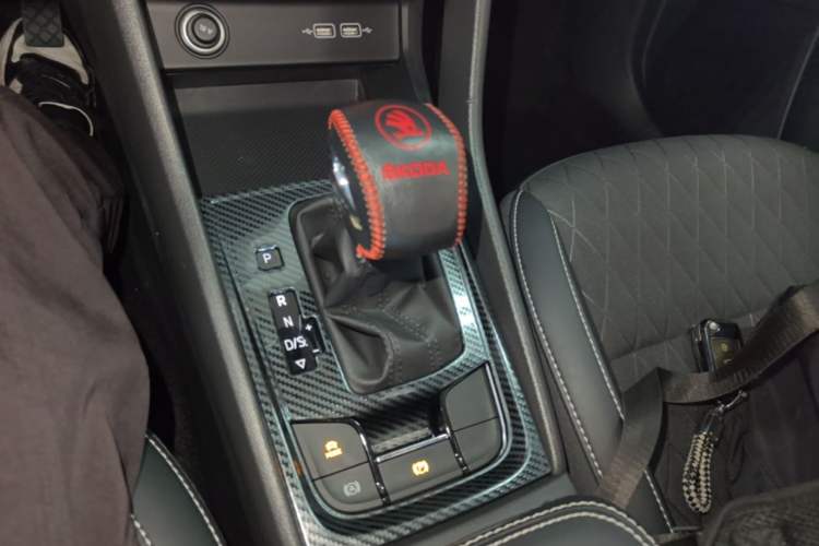 Used Skoda Karoq 2019 TSI280 SmartDrive Luxury Edition China V Standard Gear Lever