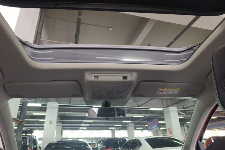 Used Skoda Karoq 2019 TSI280 SmartDrive Luxury Edition China V Standard Headliner