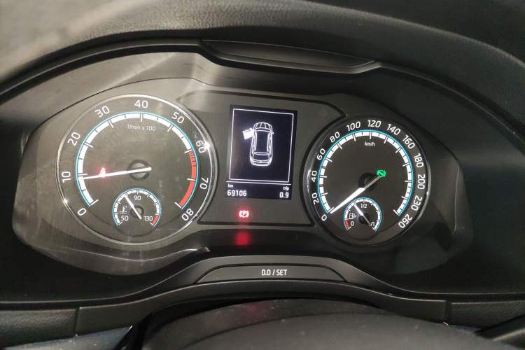 Used Skoda Karoq 2019 TSI280 Smart Drive Elite Edition China V Standard Instrument Cluster