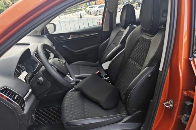 Used Skoda Karoq 2019 TSI280 Smart Drive Elite Edition China V Standard Left Front Seat