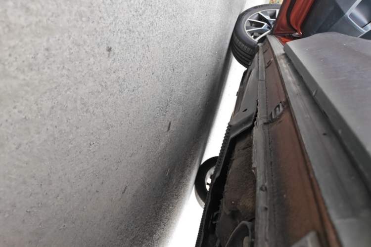 Used Skoda Karoq 2019 TSI280 Smart Drive Elite Edition China V Standard Left Side Sill