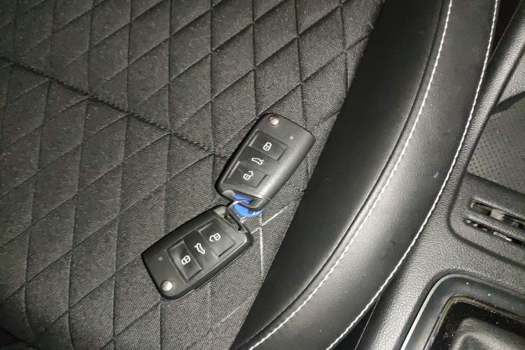 Used Skoda Karoq 2019 TSI280 Smart Drive Elite Edition China V Standard Vehicle Key