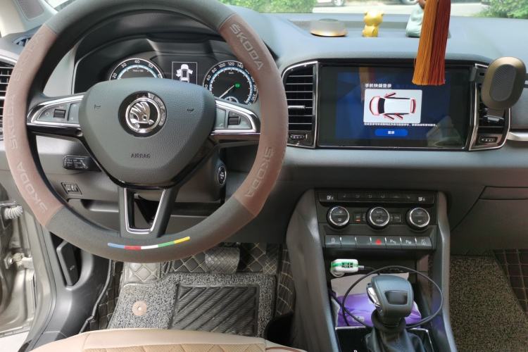 Used Skoda Karoq 2019 TSI280 SmartDrive Luxury Edition China V Standard Center Console