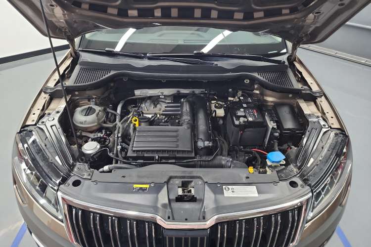 Used Skoda Karoq 2019 TSI280 SmartDrive Luxury Edition China VI standard Engine Bay