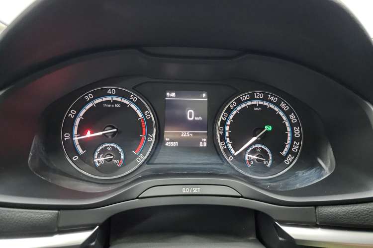 Used Skoda Karoq 2019 TSI280 SmartDrive Luxury Edition China VI standard Instrument Cluster