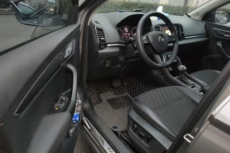 Used Skoda Karoq 2019 TSI280 SmartDrive Luxury Edition China V Standard Interior 3