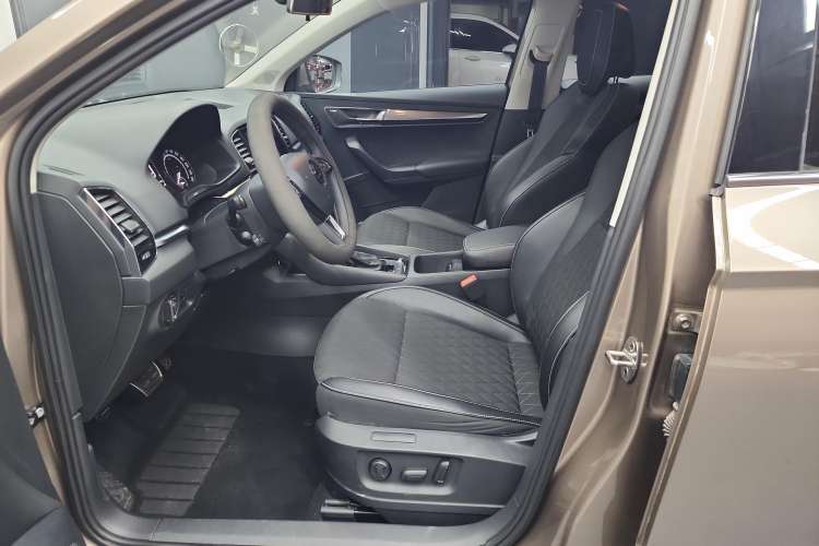 Used Skoda Karoq 2019 TSI280 SmartDrive Luxury Edition China VI standard Left Front Seat