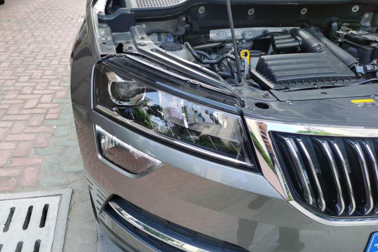 Used Skoda Karoq 2019 TSI280 SmartDrive Luxury Edition China V Standard Right Front Headlight