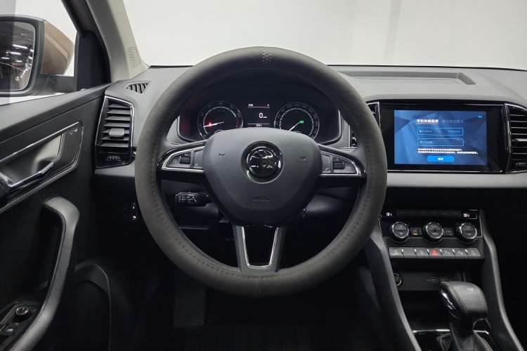 Used Skoda Karoq 2019 TSI280 SmartDrive Luxury Edition China VI standard Steering Wheel
