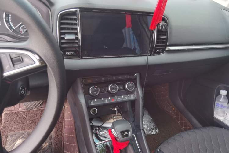 Used Skoda Karoq 2019 TSI280 SmartDrive Luxury Edition China VI standard Audio And AC Panel