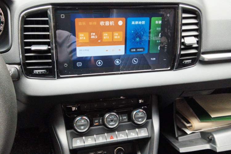 Used Skoda Karoq 2019 TSI280 Smart Drive Deluxe Edition China VI Standard Audio And AC Panel