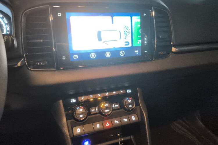 Used Skoda Karoq 2019 TSI280 SmartDrive Luxury Edition China V Standard Audio And AC Panel