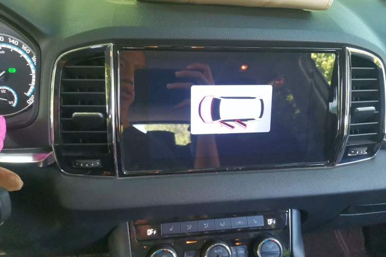 Used Skoda Karoq 2019 TSI280 Smart Drive Elite Edition China V Standard Audio And AC Panel