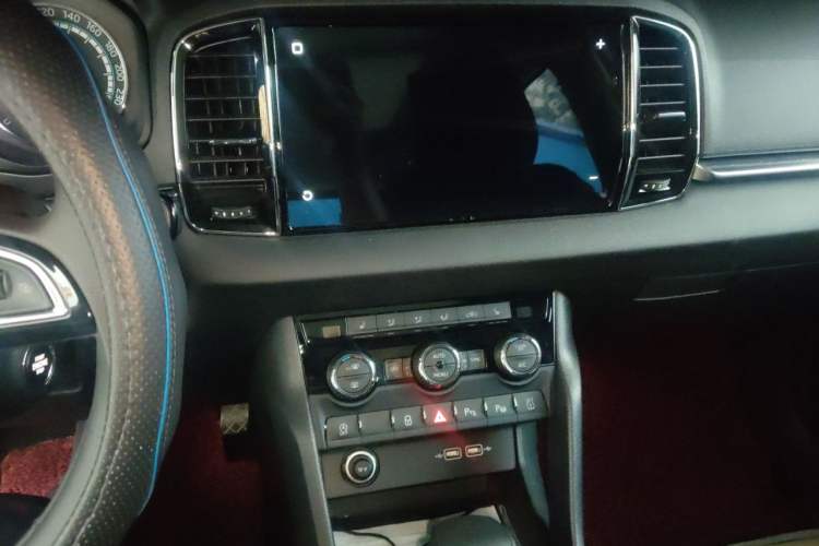 Used Skoda Karoq 2019 TSI280 SmartDrive Luxury Edition China VI standard Audio And AC Panel