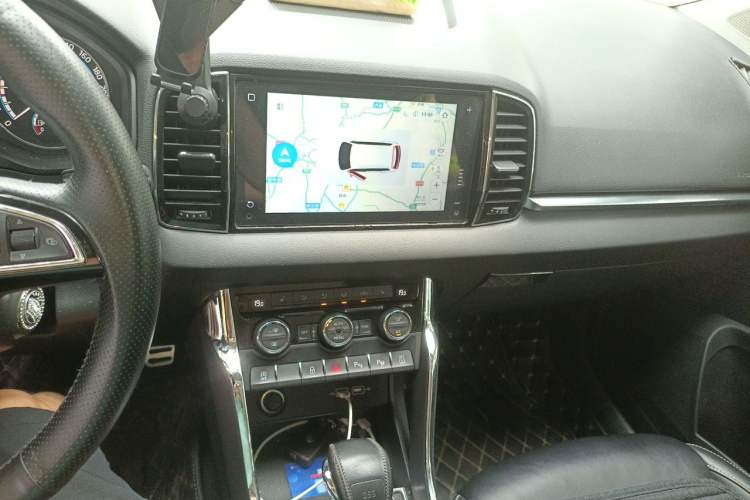 Used Skoda Karoq 2019 TSI280 SmartDrive Luxury Edition China VI standard Audio And AC Panel