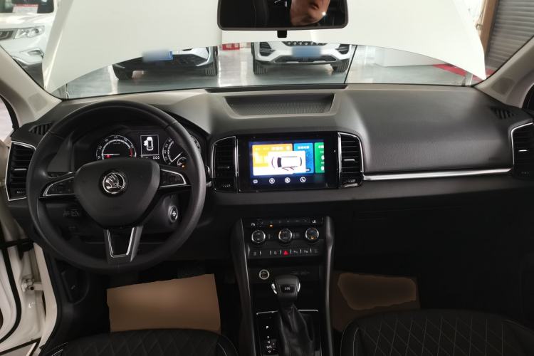Used Skoda Karoq 2019 TSI280 SmartDrive Luxury Edition China V Standard Center Console