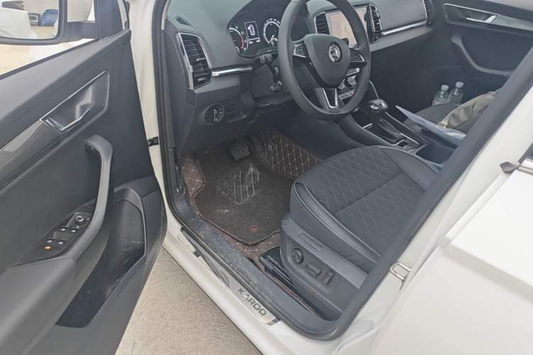 Used Skoda Karoq 2019 TSI280 SmartDrive Luxury Edition China VI standard Driver Seat