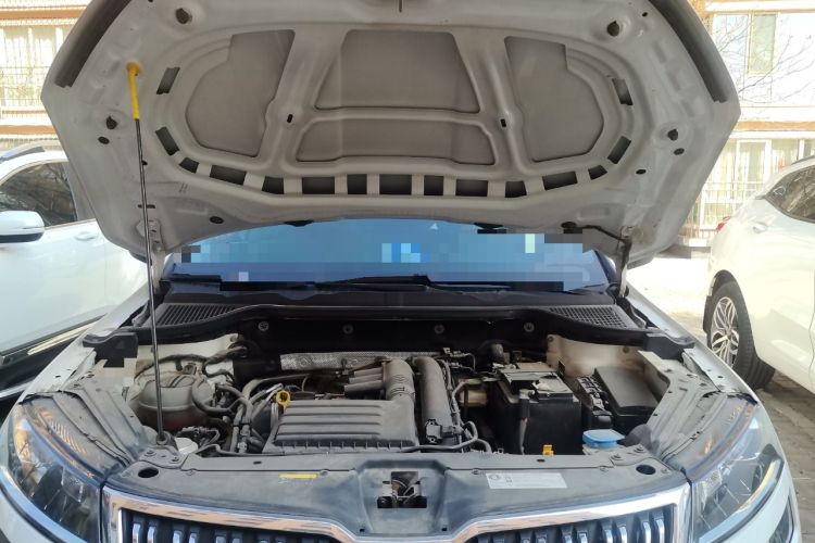 Used Skoda Karoq 2019 TSI280 Smart Drive Deluxe Edition China VI Standard Engine Bay