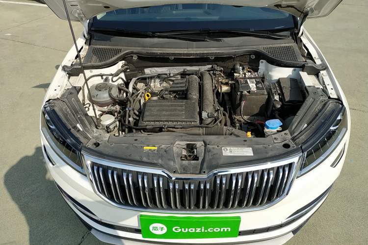 Used Skoda Karoq 2019 TSI280 Smart Drive Deluxe Edition China VI Standard Engine Bay
