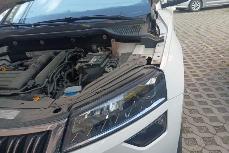 Used Skoda Karoq 2019 TSI280 SmartDrive Luxury Edition China VI standard Engine Bay Left