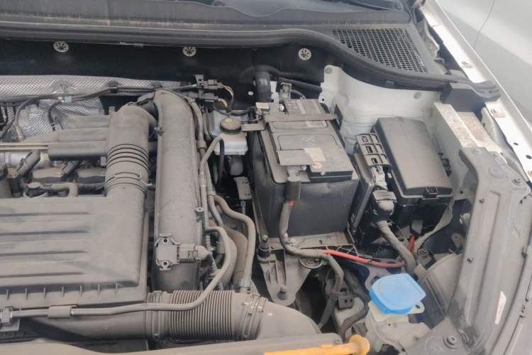Used Skoda Karoq 2019 TSI280 SmartDrive Luxury Edition China VI standard Engine Bay Left