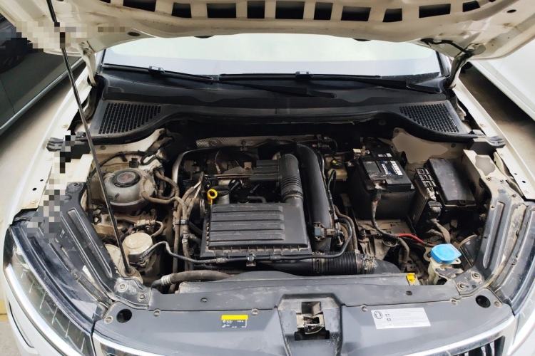 Used Skoda Karoq 2019 TSI280 SmartDrive Luxury Edition China VI standard Engine Bay